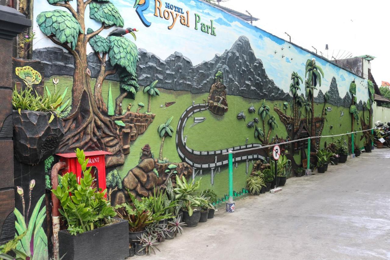 Royal Park Hotel Samarinda Exterior foto