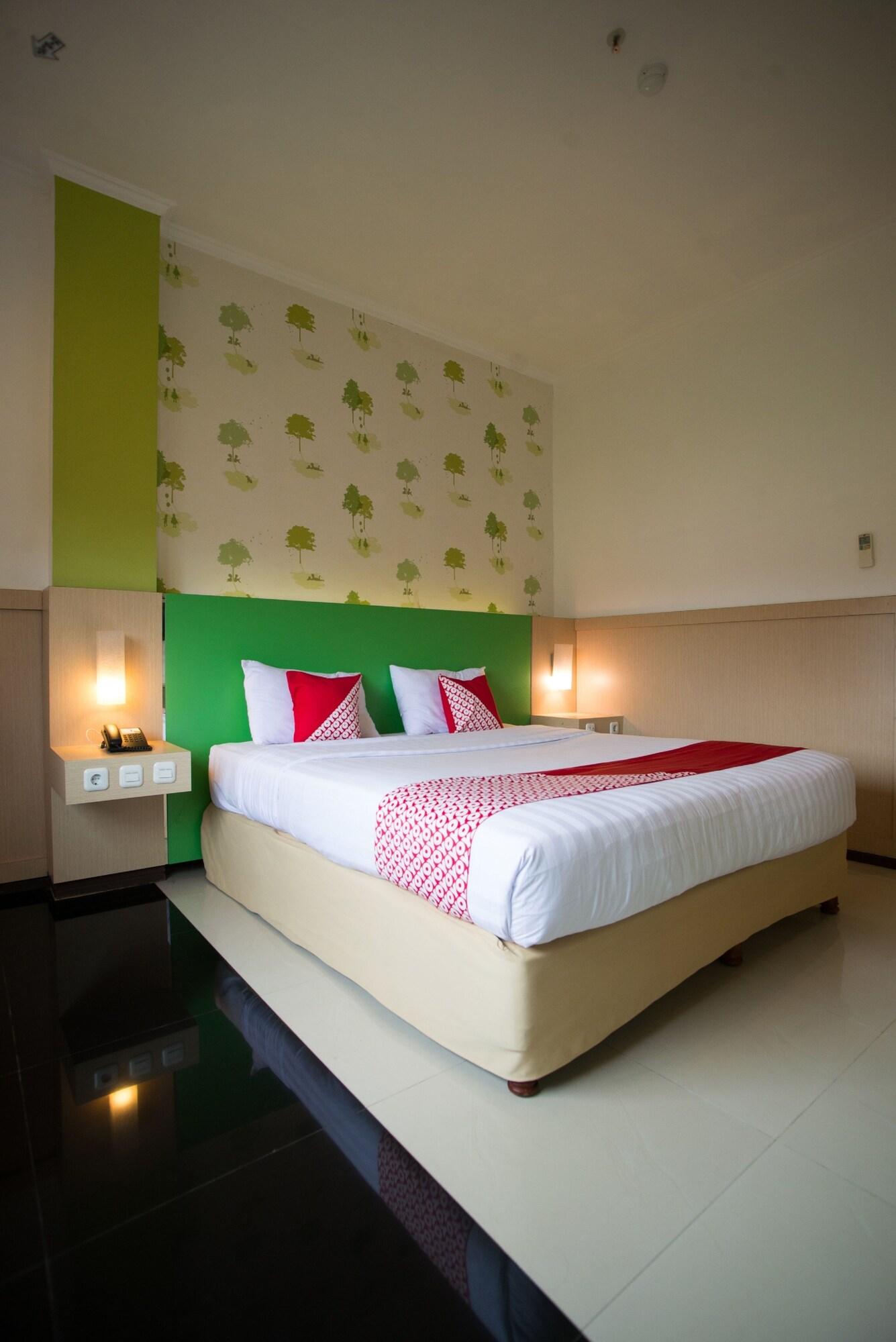 Royal Park Hotel Samarinda Exterior foto