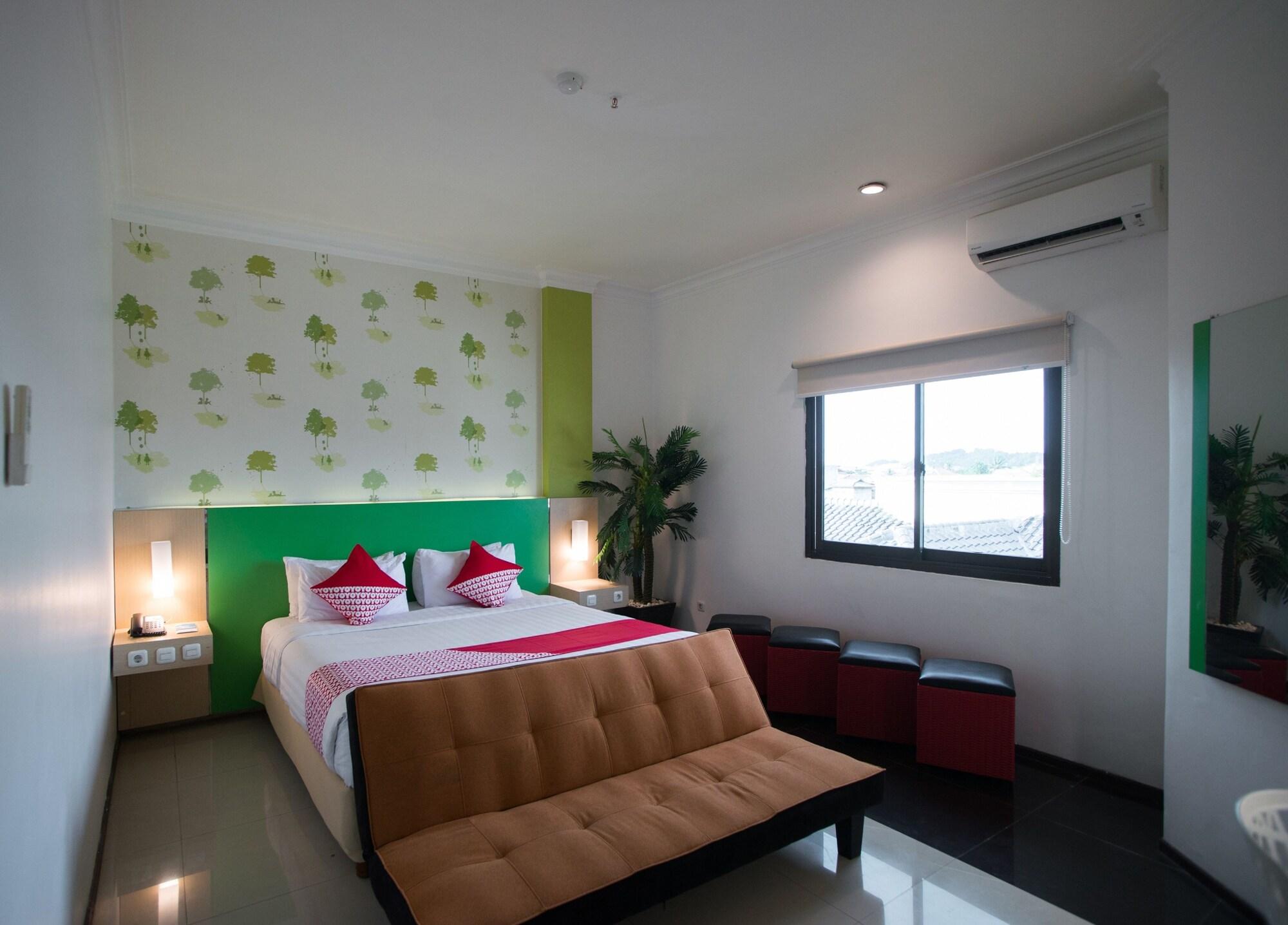 Royal Park Hotel Samarinda Exterior foto