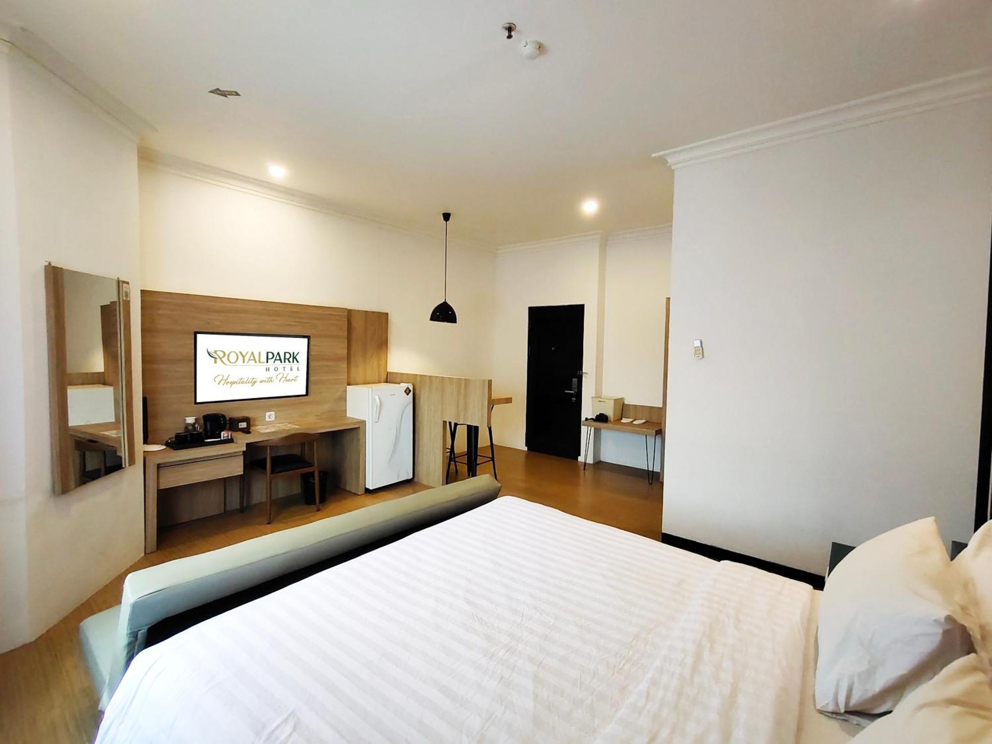 Royal Park Hotel Samarinda Exterior foto
