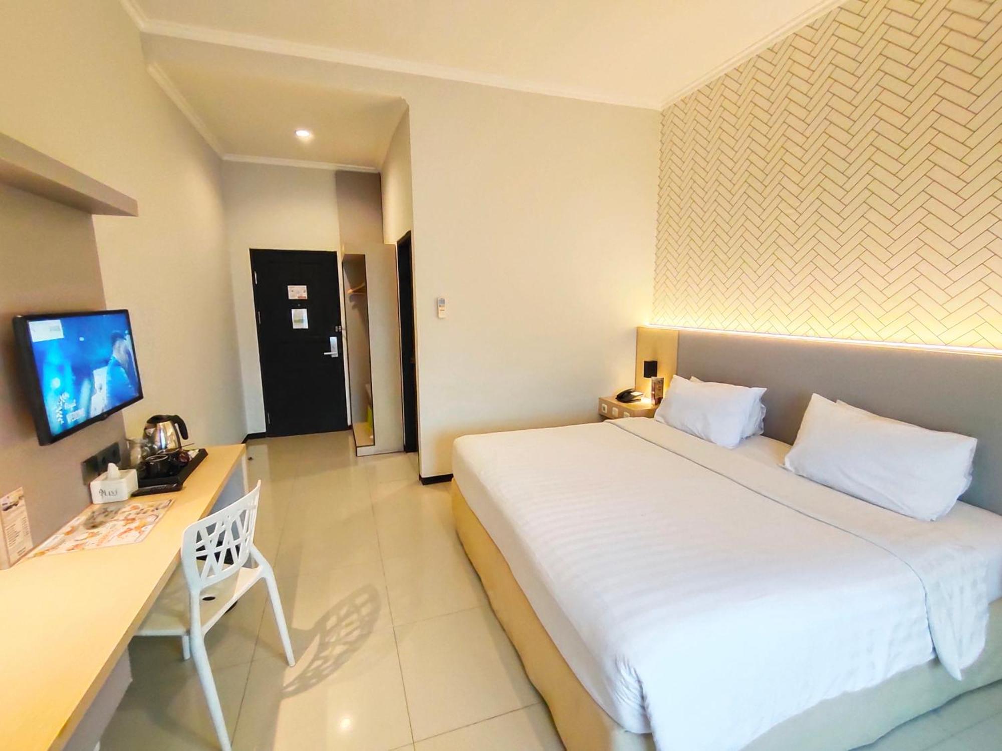 Royal Park Hotel Samarinda Exterior foto