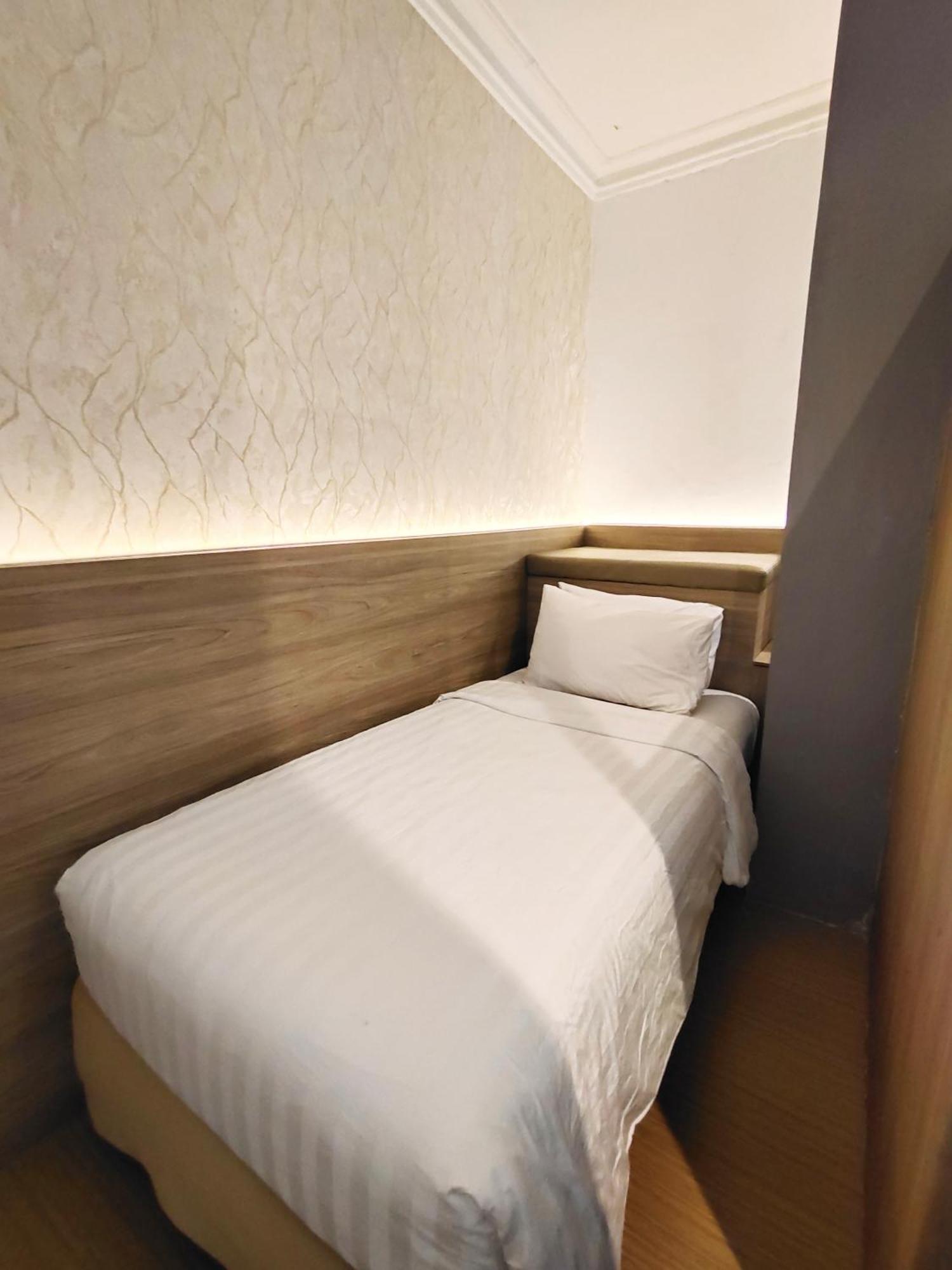 Royal Park Hotel Samarinda Exterior foto