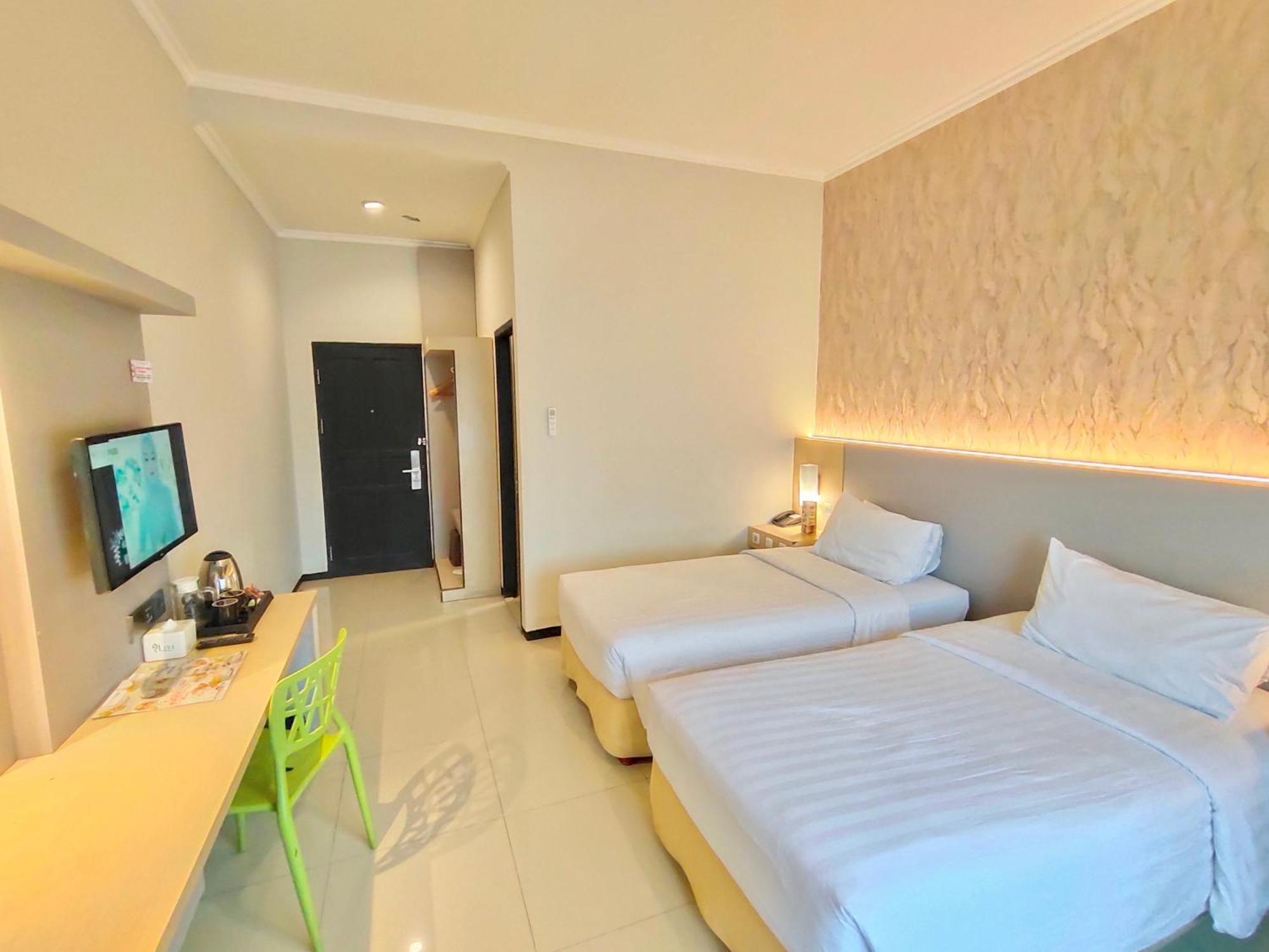 Royal Park Hotel Samarinda Exterior foto